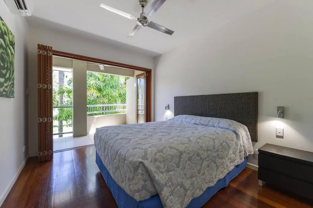 Watermark Villa 2 - 3 Bedroom Villa, Private Heated Pool ポートダグラス 0*,  オーストラリア